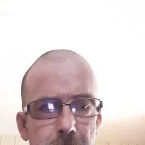 Meet your Posher, Troy